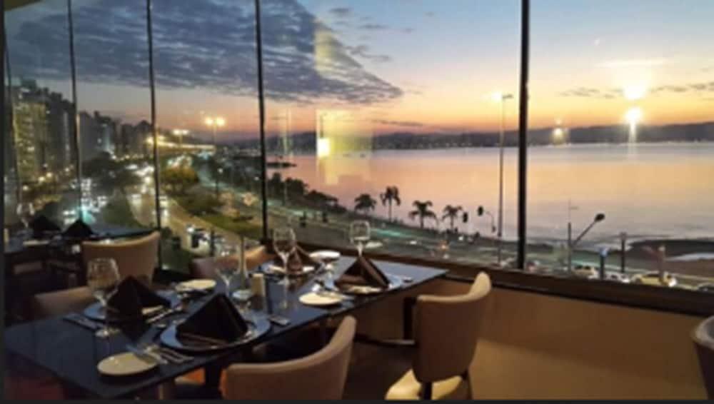 Majestic Palace Hotel Florianópolis Exterior foto View from the restaurant
